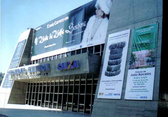 Main entrance of the Caixa Cultural Group